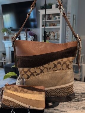 Coach Patchwork Brown Multi-Texture Hobo Shoulder Bag w/Matching Wristlet